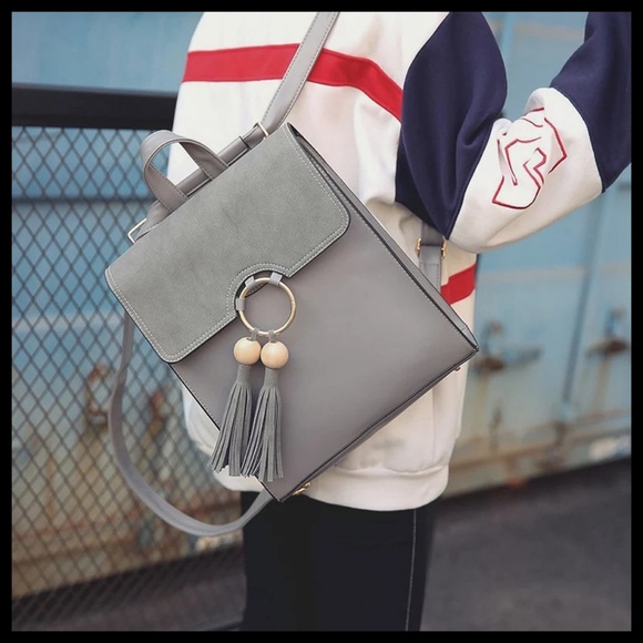 NEW CAMBRIDGE Tassel Backpack - Picture 3 of 6